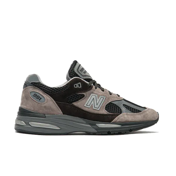 new-balance-991v2-made-in-uk-elevated-neutrals-u991ey2-1.png