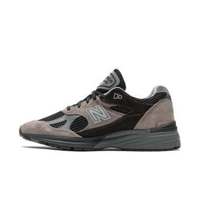 new-balance-991v2-made-in-uk-elevated-neutrals-u991ey2-3.png