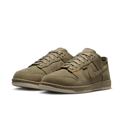 union-la-x-nike-dunk-low-sp-bamboo-if7380-200-2.png