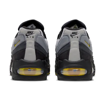 nike-air-max-95-big-bubble-batman-iq0229-001-4.png