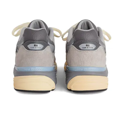 new-balance-990v7-made-in-usa-kool-grey-u990gr7-4.png