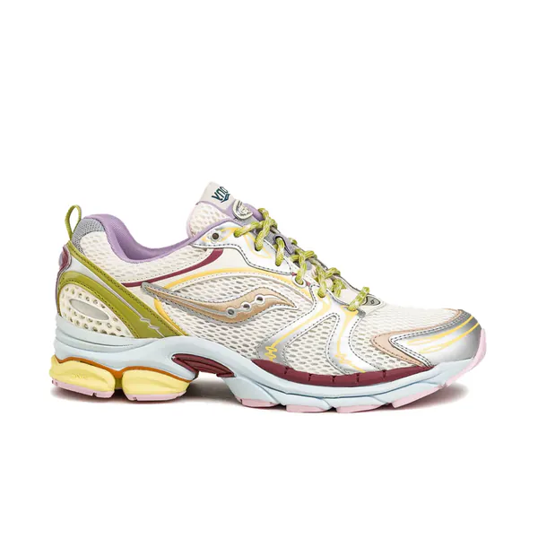 evelnn-world-x-saucony-pro-grid-triumph-4-silver-s102153-1001-1.png