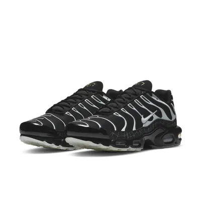 nike-air-max-plus-spider-web-black-dd4004-001-2.png