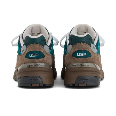 new-balance-992-made-in-usa-medusa-green-u992bb-3.png