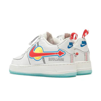 lego-x-nike-air-force-1-low-lv8-outer-space-iu2551-100-4.png