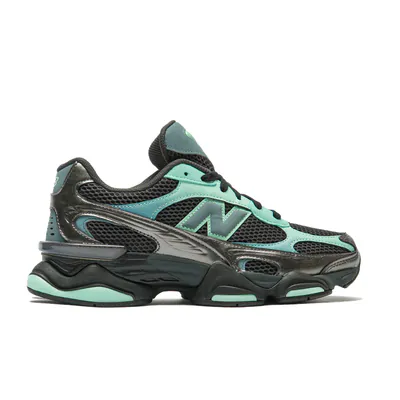 new-balance-9060r-deep-end-black-metallic-u9060873-1.png