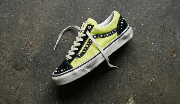 Vans Old Skool 36 Pearlized Pack Lime m2 snkr.png
