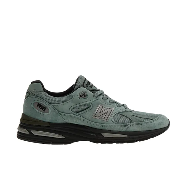 new-balance-991v2-made-in-uk-green-milieu-u991bw2-1.png