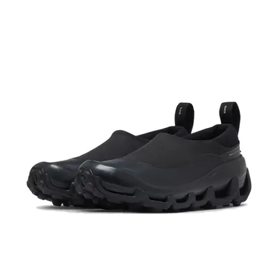 sky-farm-high-goods-x-on-cloud-low-waterproof-black-3mg30931043-2.png